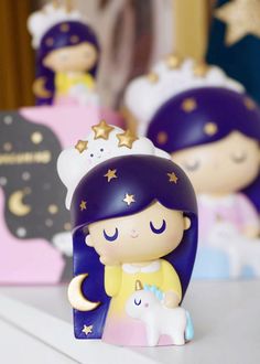 Dreaming Momiji Doll with unicorn Cloud Pillows, Banana Pudding, Head Start