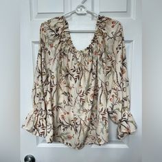 Nwot Off Shoulder Floral Print Blouse. Can Be Worn On Shoulder Also. Very Flowy And Great For Spring/ Summer. Never Worn And In Perfect Condition. Beige Floral Print Blouse For Brunch, Flowy Bohemian Blouse, Floral Print Blouses, Print Blouse, Off Shoulder Blouse, Off Shoulder, Floral Print, Top Blouse, Floral Prints