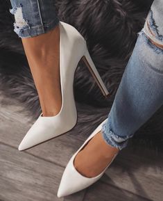 Classy heels White High Heels, Prom Heels, White Pumps, White Heels, Dream Shoes