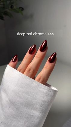 IG:@jessicawhitenailartist Red Chrome Nails, Kutek Disney, Wow Nails, Nagel Tips, Makijaż Smokey Eye, Thanksgiving Nails, Red Nail, Minimalist Nails