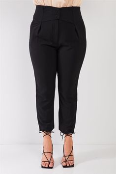 🖤 These Plus Size Black High-Waisted Classic Pegged Pants are perfect for the office or business casual settings. Featuring a solid black color and a non-stretch fabric, these pants are both stylish and professional. With a high-waisted, pegged design and a front button down and fly zipper closure, these pants provide a classic and timeless look. The mock pockets and pleated top add subtle detail, making these pants a must-have for any wardrobe. 🖤 Item Features: Black, solid color, high-waiste Pegged Pants, Office Wear Business Casual, Stylish Office Wear, Black Solid Color, Peg Pants, Classic Office, Pleated Top, Professional Wardrobe, Classic Pants