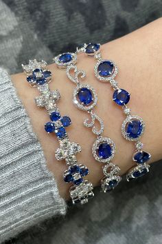 Expensive Bracelets, Pretty Jewelry Necklaces, Expensive Jewelry Luxury, Wrist Jewelry, Luxe Jewelry, Diamond Jewelry Designs, Classy Jewelry, Expensive Jewelry, Fancy Jewellery