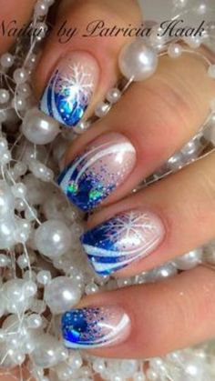 Latest Nail Colours, Nail Colors Winter, Snowflake Design, Birthday Nails, Christmas Nail Art