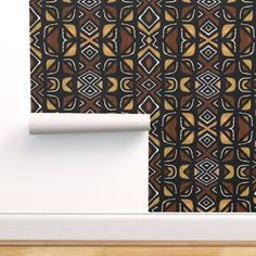 a wall with a brown and black pattern on it