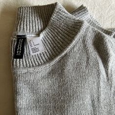 Nwot Cute And Comfortable Grey H&M High Neck Cropped Sweater. Measures 19” From Shoulder To Hem. H&m Winter Workwear Tops, H&m Stretch Tops For Winter, H&m Cotton Sweater For Fall, Cropped Sweater, Colorful Sweaters, Scoop Neck, High Neck, H&m, Sweaters For Women