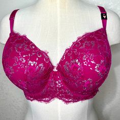 Victoria Secret Dream Angels Lined Demi /Demi Double Bra ! Hot Pink And Silver Metallic/ Lace Elegant Silver Underwire Bra, Hot Pink Bra, Body Bra, Desired Reality, Green Bras, Coral Lace, Padded Bralette, Pink And Silver, Victoria Secrets