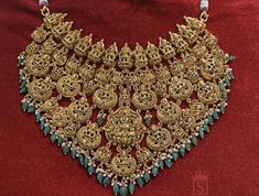 Kasu Malai, Short Necklaces, Choker Necklace Designs, Jewellery Indian, Small Necklace, Real Gold Jewelry, Jhumki Earrings, Sai Ram, Bridal Gold Jewellery Designs