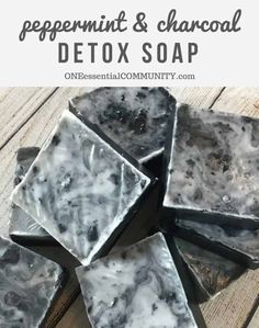 DIY Peppermint & Charcoal Soap Charcoal Soap Recipe, Easy Soap Recipes, Peppermint Soap, Soap Homemade