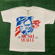 Vintage 90s Deadstock George Bush Campaign Usa T-Shirt Size: L Chest: 21" Length: 26" White Short Sleeve Crewneck T-Shirt By Miller With George H.W. Bush And Quayle 1992 Presidential Campaign Election Graphic. Made In Usa. Single Stitch. Boxy Fit. Deadstock With Original Tags. Essential 1990s Political Tee. Free Shipping On Bundles. Feel Free To Send An Offer. Preowned Clothing May Have Flaws. Please View All Pictures And Ask Any Questions Prior To Purchase. All Sales Are Final. Returns Not Acce Fishing Tee Shirts, World Series Shirts, George H W Bush, Tee Ideas, George Bush, Tooth Gem, Black Short Sleeve Shirt, Shirt Template