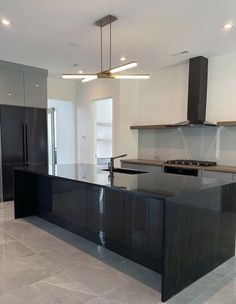 polished porcelain tile floor in modern kitchen Kitchen With Stone, West Coast Modern, Gray Porcelain Tile, Stone Floor, Porcelain Wall Tile, Large Format Tile, Queen City, Tile Flooring, Stone Tile