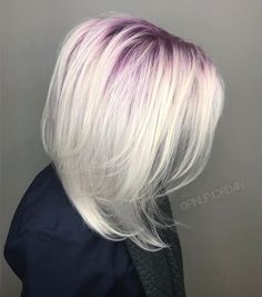 plum roots Plum Hair With Blonde Highlights, Plum Hair Color Ideas, Plum Hair Color, Pink Roots, Purple Blonde, Haircolor Ideas, Hair With Blonde Highlights, Best Ombre Hair