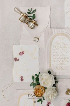 Luxury wedding invitations | Wedding stationery | Tailor-made | Chirography