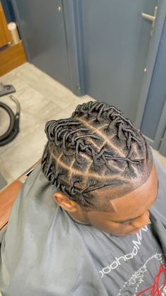 Dreads Art, Dread Ideas, Single Braids Hairstyles, Cornrow Styles For Men, Short Dreadlocks Styles, Dreads Hairstyles, Braid Styles For Men