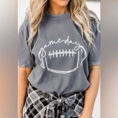 Nwt Gray Game Day Football Graphic Tee Size Large Rugby Shorts, Football Graphic Tee, Monogram T Shirts, Grey Leopard Print, Tees Pattern, Football Tees, Sports Tees, Tees For Women, Athletic Apparel