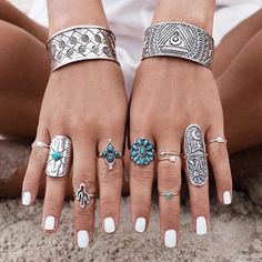 Styling rings has never been easier with our silver and turquoise ring sets! This set of 8 silver and turquoise rings come in various styles, sizes, and designs Different Rings, Ring Sets Boho, Knuckle Ring, Punk Vintage, Fake Piercing, Silver Ring Set, Turquoise Boho, Knuckle Rings, Bohemian Rings