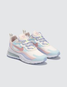 Nike 90s Shoes, Nike Athletic Shoes, 90s Shoes, Retro Nike, Air Max 270 React, Nike Air Shoes, Fresh Shoes, Cute Sneakers