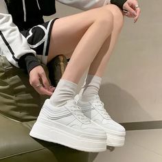 Tavimart New Autumn Women High Platform Shoes 8CM Comfortable Chunky Sneakers Breathable Leather Wedges Casual Sport Dad Shoes Woman Heel: 8cm High Platform Shoes, White Casual Shoes, Platform Flats, Elegant Heels, Sport Shoes Women, Dad Shoes, Casual Sport, Xl Fashion, Trendy Sneakers