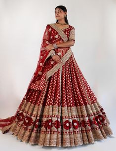 Dresses Traditional, Bridal Lehenga Collection, Indian Dresses Traditional, Bridal Lehengas, Indian Bridal Dress, Lehenga Collection, Bridal Dress Design, Cute Prom Dresses, Couples Poses