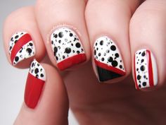 Disney Challenge 101 Dalmatians nail art Spellbound Nails Simple Disney Nails, Disney Manicure, Disney Nail Designs, Chalkboard Nails, Disney Challenge, Nail Art Disney, Disney Nails, 101 Dalmatians, Nail Varnish