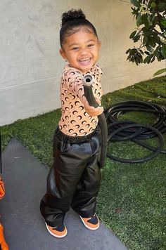 Stromi Outfits, Stormi Webster Style, Stormy Webster Outfits, Stormi Outfit, Stormi Outfits, Stormi Webster Outfits, Kardashian Kids Outfits, Stormi And Travis Cute, Baby Stormi Webster