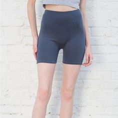 Brand New Casual Biker Shorts With Built-in Liner, Casual Biker Shorts With Built-in Shorts, Casual Stretch Above Knee Shorts, Casual Fitted Above Knee Shorts, Casual Stretch Above-knee Shorts, Casual Fitted Above-knee Shorts, Trendy Fitted Bermuda Shorts, Trendy Fitted Blue Shorts, Basic Summer Athletic Shorts With Short Leg