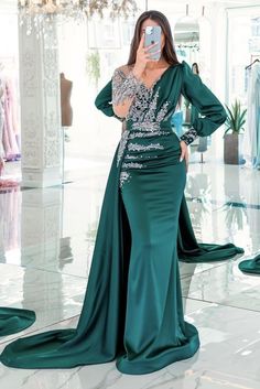 Schöne Abendkleider Lang Grün | Glitzer Abiballkleider mit Ärmel Prom Dresses With Ruffles, Fancy Prom Dresses, Long Sleeve Mermaid Prom Dress, Dresses With Ruffles, Glitter Prom Dresses, Sweep Train Prom Dress, Robes D'occasion, Long Sleeve Evening Gowns, V Neck Prom Dresses