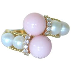 Cultured Pearl Ring, Vintage Style Rings, Rings Fashion, Cross Ring, Pink Coral, Coral Beads, Pearl Ring, Cultured Pearls, Earings Piercings