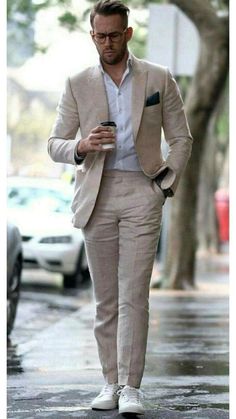 Men Linen Suit, Suit Fashion Men's, Linen Suits For Men, Summer Wedding Suits, Suits Men Slim, Summer Suits Men, Beige Suit, Baju Kahwin, Mens Wedding Attire