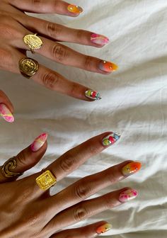 My nail girls slays Gemini Beauty, Different Nail Colors, Inspirational Nails, Joy Nails, Saving Face, Mani Monday, Multicolored Nails, My Joy