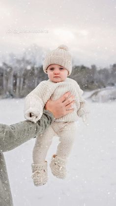 Baby Style Winter, Baby Style, Style Winter, Snow Day, Winter Photography, Baby Fashion, Winter Fashion, Winter Hats