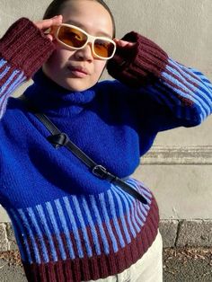 Knit Sweater Outfit Aesthetic, Blue Knit Sweater Outfit, Knitwear Aesthetic, Blue Crochet Sweater, Knitwear Fashion Design, Unique Knitwear, Uni Fashion, Knit Sweater Outfit, Blue Knit Sweater