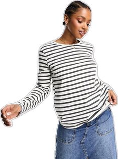 Striped Long Sleeve Stretch T-shirt, Trendy Gray Long Sleeve T-shirt, Trendy Striped Long Sleeve T-shirt, Trendy White Long Sleeve Top For Winter, Gray Long Sleeve T-shirt For Spring, White Stretch Long Sleeve T-shirt, Winter Striped Long Sleeve T-shirt, Trendy Long Sleeve Top For Everyday, Striped Long Sleeve Winter Tops