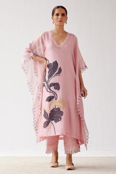 Shop for Devnaagri Pink Hand Painted Chanderi Kaftan And Palazzo Set for Women Online at Aza Fashions Kaftan Suit Design, Kaftan Suit, Boho Kaftans, Pink Kaftan, Lotus Drawing, V Neck Kaftan, Kaftan Set, Kaftan Tops, Easy Dress Sewing Patterns