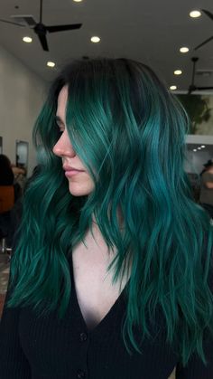 Green Hair Color Ideas, Dark Teal Hair, Black And Green Hair, Teal Hair Color, Green Hair Color, Emerald Green Hair, Dark Green Hair, Green Hair Dye, Blue Green Hair