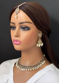 White Antique Polki Kundan necklace set/Reverse Ad Necklace/Statement necklace/Indian/Punjabi Necklace/Pakistani Jewelry/Bridal necklace Antique Reverse Ad Stone Necklace With Mehndi Plating Regular Size And Adjustable The necklace length approx 11.75 inches and the earring length is approximately 2 inches  Stone Necklace Antique Necklace Set with dull gold finish  This is 100% Handmade jewelry. So Color, shades, texture displayed may slightly vary from the actual product due to digital image li Pakistani Jewelry Bridal, Punjabi Necklace, Kundan Necklace Set, Necklace Indian, San Ramon, Kundan Necklace, Necklace Antique, Pakistani Jewelry, Jewelry Bridal