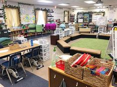 an empty classroom with lots of desks, chairs and other items on the floor