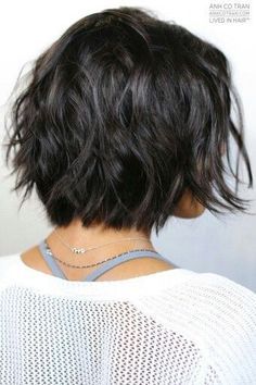 Short Shaggy Bob Hairstyles, Brunette Bob Haircut, Short Shaggy Bob, Shaggy Bob Hairstyles, Shaggy Bob, Wavy Bob Hairstyles, Short Wavy Hair