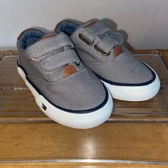 Tommy Hilfiger Boys Youth Lil Dennis Oxford Canvas Tennis Shoes Size 7 Toddler. New Never Worn Without Box. Grey With Leather Accents, Hook And Closer. (Mtgw3) Gray Canvas Shoes For Spring With Round Toe, Spring Gray Canvas Shoes With Round Toe, Gray Non-slip Closed Toe Sneakers, Gray Casual Sneakers With Soft Sole, Casual Gray Sneakers With Soft Sole, Gray Low-top Sneakers With Soft Sole, Canvas Tennis Shoes, Hilfiger Shoes, Tommy Hilfiger Shoes