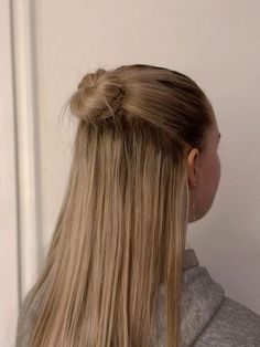 Cute Hair Styles Aesthetic, Aesthetic Blonde Hairstyles, Back To School Hairstyles Medium Length, Hairstyle Inspo Aesthetic, Hait Style, Hairstyles And Colors, Sleek Hairstyles, Hairstyles For Short Hair