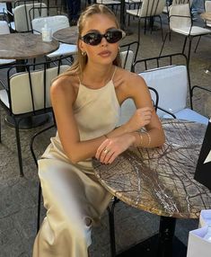 9 Fashion Essentials That Will Make You Look Effortlessly Elegant and Feminine Italian Summer Outfits, Italian Summer, Mode Inspo, Mode Inspiration, Summer Fits, Spring Summer Outfits, Fashion Essentials, Fashion Killa, Summer 2023