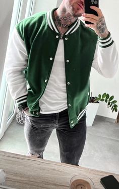 Green Varsity Jacket, Winter Jacket Outfits, 90s Fashion Men, Mens Kurta Designs, Stylish Men Casual, Varsity Jacket Men, Mens Style Guide, Winter Outfits Men