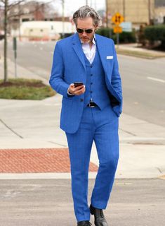 Stride into an incredibly versatile avenue with our Italian Prato Electric Blue Herringbone Linen Suit. Meanwhile, wear our pure linen suit that gives off a lightweight, calm and savory smooth texture with a precious herringbone weave over blue hues. Also, the aptly tailored suit that highlights a natural fit and gives off a spacious feel. Likewise, it takes on classic tailoring to deliver a modern silhouette, giving it an enticing and unique design. Lastly, a go-to choice to make a bold impress Brown Derby, Tailored Suit, Timeless Aesthetic, Silk Suit, Crisp White Shirt, Linen Suit, Button Jacket, Fitted Suit, Derby Shoes