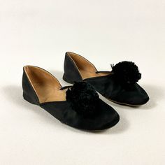 -SO SO GOOD! -1920s / 1930s black satin bed slippers -pom poms on toe cap -they are in good vintage condition, show some wear on the inner portion (see photos) sold AS IS as these are ~100 years old -marked a size 8, may fit smaller please see measurements below to be sure -footbed measures 9.5 inches, width at ball of foot is 3 inches and the heel measures .5 inches Old Hollywood Bedroom, Bed Slippers, Hollywood Bedroom, Satin Slippers, Satin Bed, Puff Balls, 1920s Shoes, Victorian Men, Women's Slip Ons