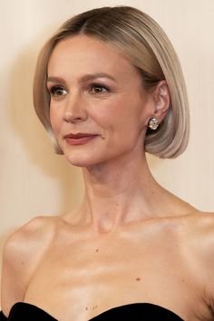 Carrie Mulligan Short Hair, Carey Mulligan Bob, Carey Mulligan Hair, Carrie Mulligan, 2024 Oscars, Oscar Hairstyles, Oscars Red Carpet, Red Carpet Beauty, Carey Mulligan