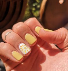 Sun On Nails, Yellow Sun Nails, Yellow Short Nails, Sunshine Nails, Shellac Nails Fall