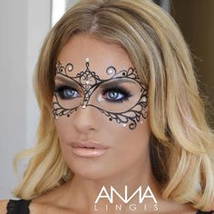 Makeup Masquerade, Makeup Carnaval, Mardi Gras Makeup, Mask Face Paint, Makeup Mask, Adult Face Painting