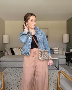 🤎These Amazon pants!🤎 I styled these beautiful Amazon linen pants a few ways, and they are just gorgeous in person! The movement they have and the statement they make are just so fun!! I’m 5’1” and they do hit the floor a bit, but I do not mind! I may wear wedge heels with this instead next time!! ✨Shop thru my LTK link in bio OR 🔗Comment LINK for a DM from me with shopable link #salesandsplurges #petite #petitestyle #petitefashion #springdresses #amazonfashion #amazon #ifounditonamazon ... Mauve Pants Outfit, Linen Pants Outfit Fall, Amazon Pants, Pants Outfit Fall, Hit The Floor, Casual Outfits For Moms, Jean Jacket Outfits, Spring Clothing