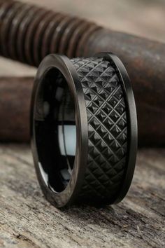 sua Black Ring, Put A Ring On It, Men's Rings, Your Man, Mens Wedding Bands, Men's Accessories, Wedding Men, Ring Designs, Wedding Band