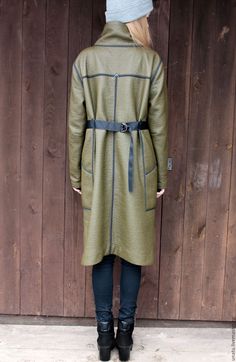 Fall Fashion Coats, Designs For Dresses, Coat Fashion, Fashion Pictures, Fashion Tops, Passion For Fashion, Down Jacket, Autumn Fashion, Winter Jackets