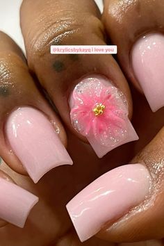 Short Pink Flower Nails, Cute Pink Short Nails, Short Floral Nails, Floral Nails Pink, Pink Flower Nails, Gel Toe Nails, Tapered Square Nails, Romantic Nails, Modern Nails